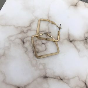 90s Gold Square Earrings